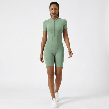 Short Catsuit mit Rückenausschnitt