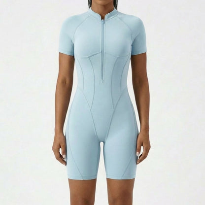 Short Catsuit mit Rückenausschnitt