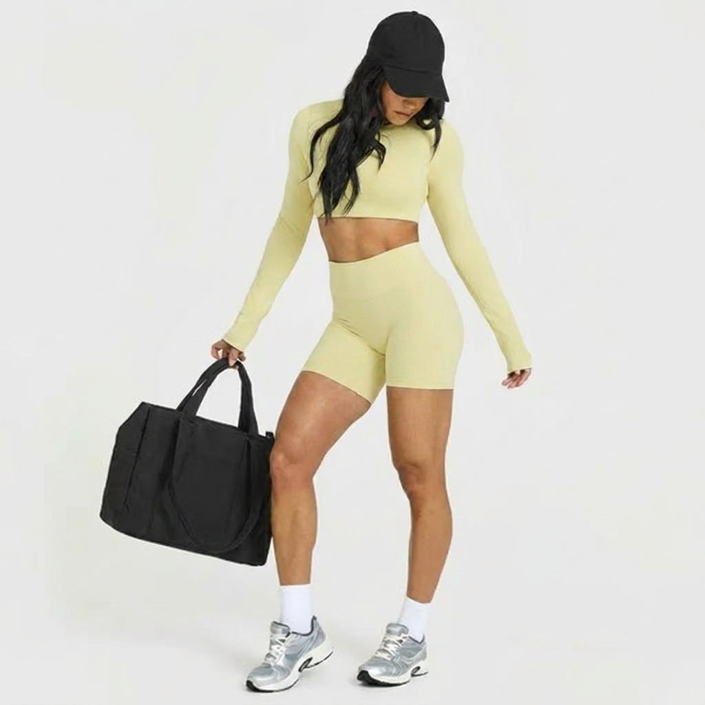 Seamless Sport-Set mit Open-Back
