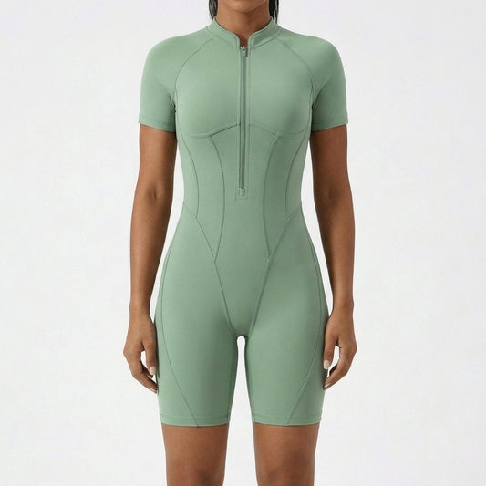 Short Catsuit mit Rückenausschnitt